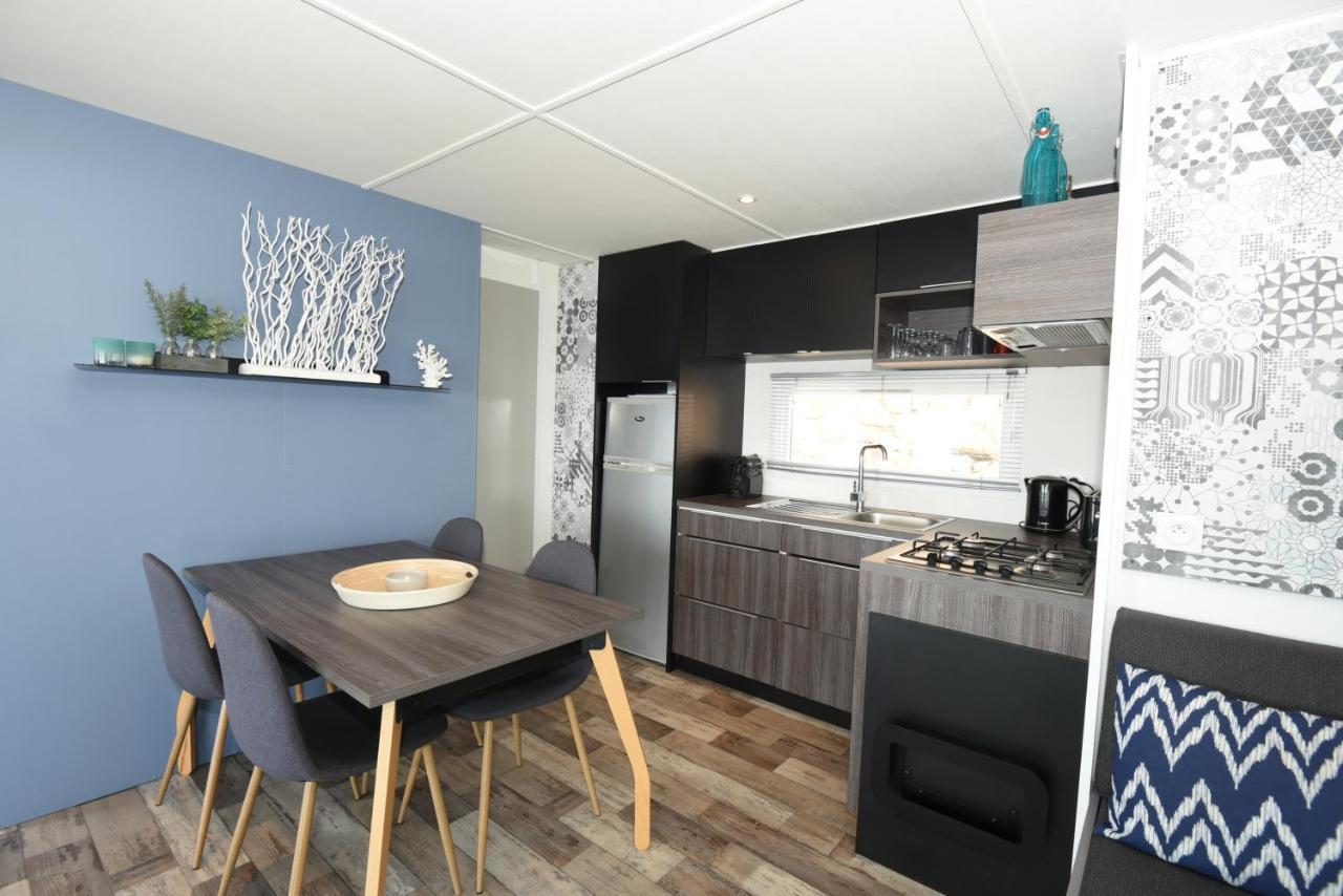 Mobil Home Vue Sur Mer - Racine 03 Saint-Raphaël 外观 照片