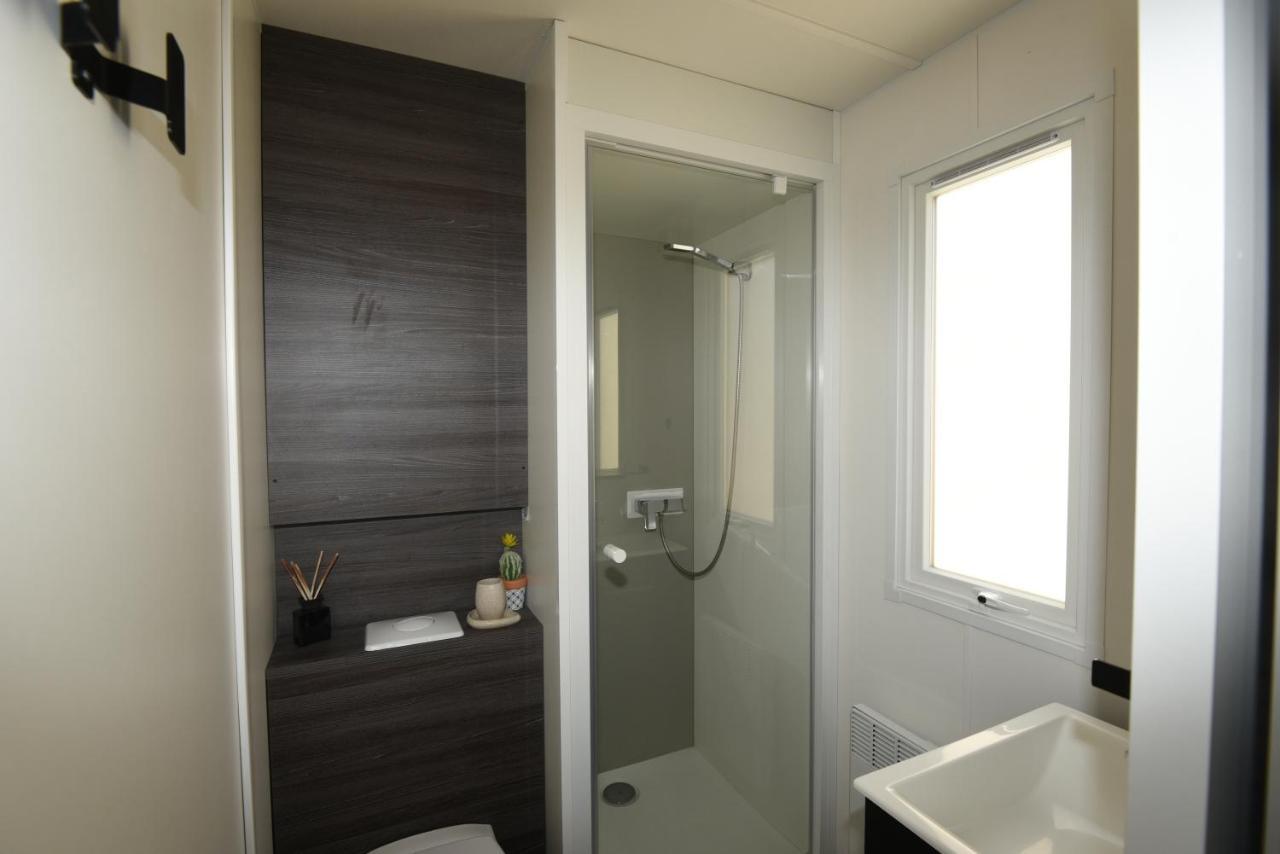 Mobil Home Vue Sur Mer - Racine 03 Saint-Raphaël 外观 照片