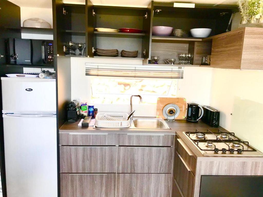 Mobil Home Vue Sur Mer - Racine 03 Saint-Raphaël 外观 照片
